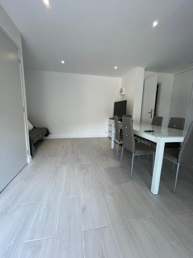קאן סור מר Appartement Bas De Villa Avec Piscine Privee Partagee Proche Bord De Mer מראה חיצוני תמונה