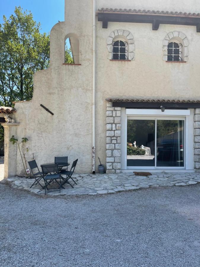 קאן סור מר Appartement Bas De Villa Avec Piscine Privee Partagee Proche Bord De Mer מראה חיצוני תמונה